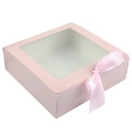 Коробка самосборная с окошком и лентой 18х18х5,5 см розовая