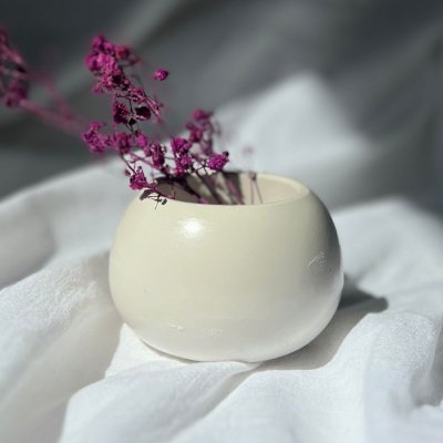 Кашпо гіпсове “Сфера-2” біле 5х6 см Кашпо гіпсове “Сфера-2” біле 5х6 см